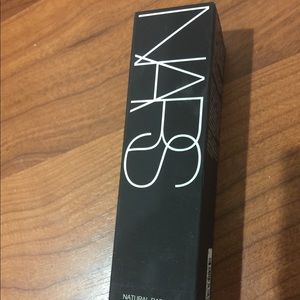 NARS longwear foundation